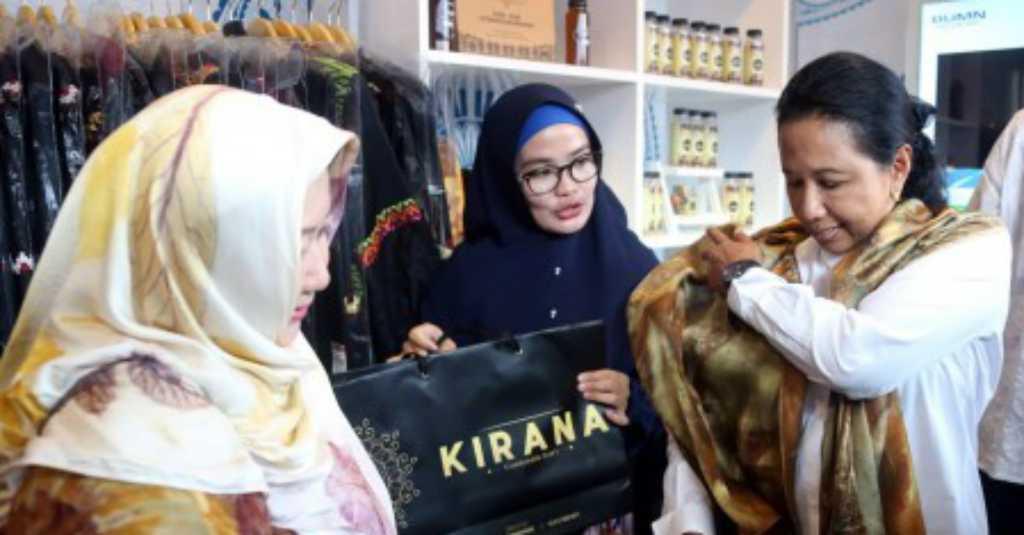 Usai Nyoblos, Menteri Rini: Kita Berhak untuk Mengkritik!