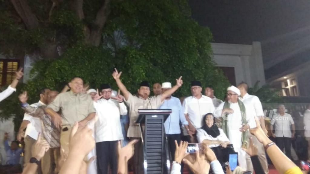 Tanpa Sandi, Prabowo Deklarasi Kemenangan dengan Klaim 62 Persen