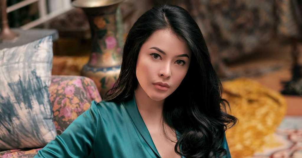 Putus dari Hilda Vitria, Billy Syahputra Gandeng Model Seksi Ini