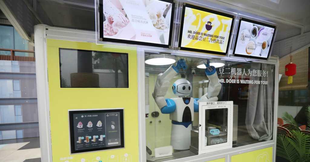 Tak Ada Lagi Pelayan, Robot 4G Ini Jualan Minuman dan Es Krim