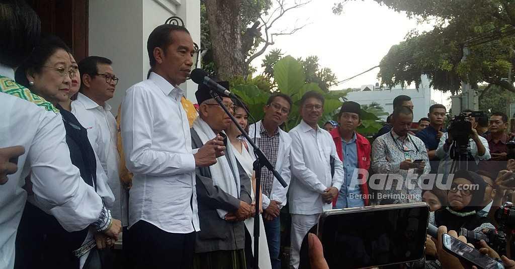 Yakin Menang Versi Quick Count, Jokowi Tetap Tunggu Hasil KPU