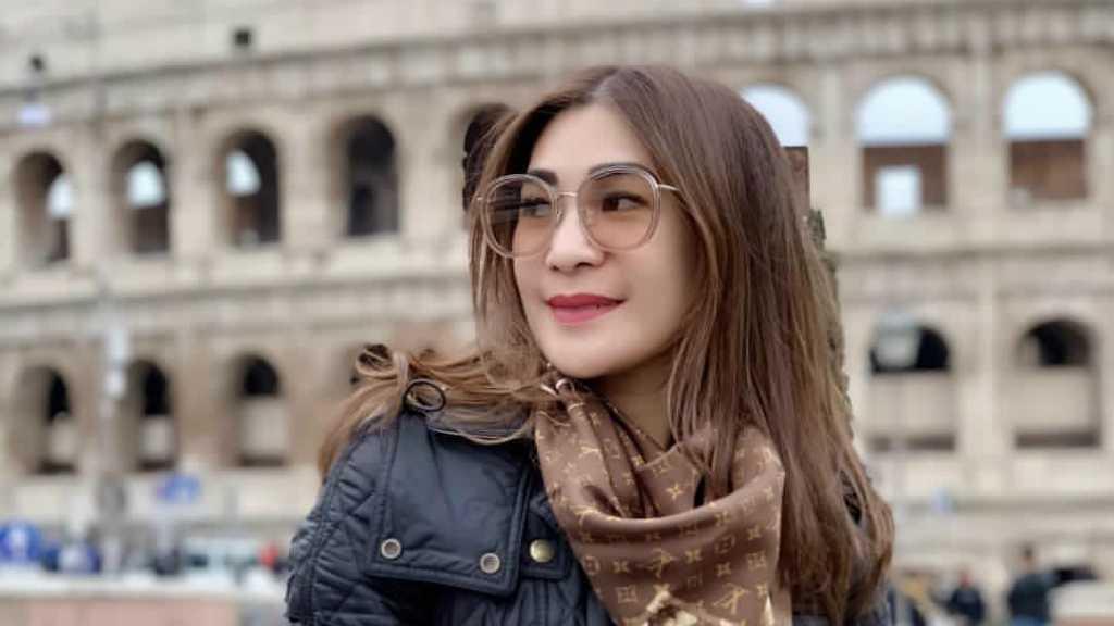 Dianggap Hina Prabowo, Instagram Istri Andre Taulany Diserang Netizen