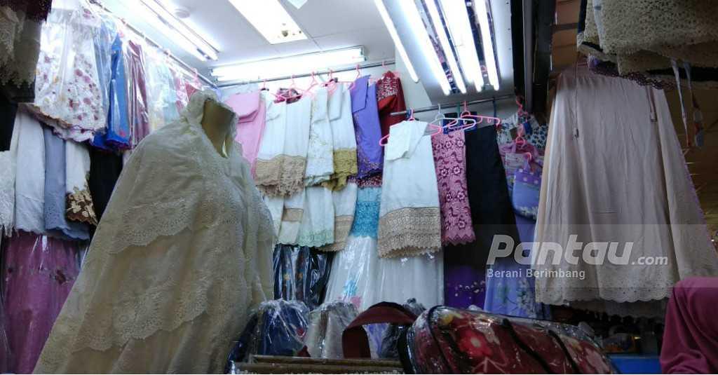 Belanja di Tanah Abang atau Thamrin City? Ini Harga Item Terbarunya...
