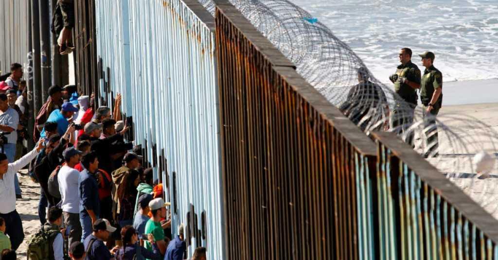 Saat Penyiksaan Tahanan di Perbatasan Meksiko Menjadi Sorotan