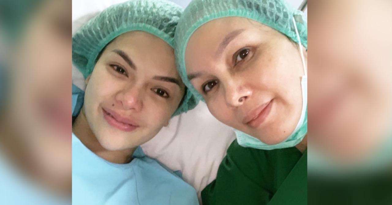 Nikita Mirzani Melahirkan, Pria Inilah yang Mengazani Anaknya