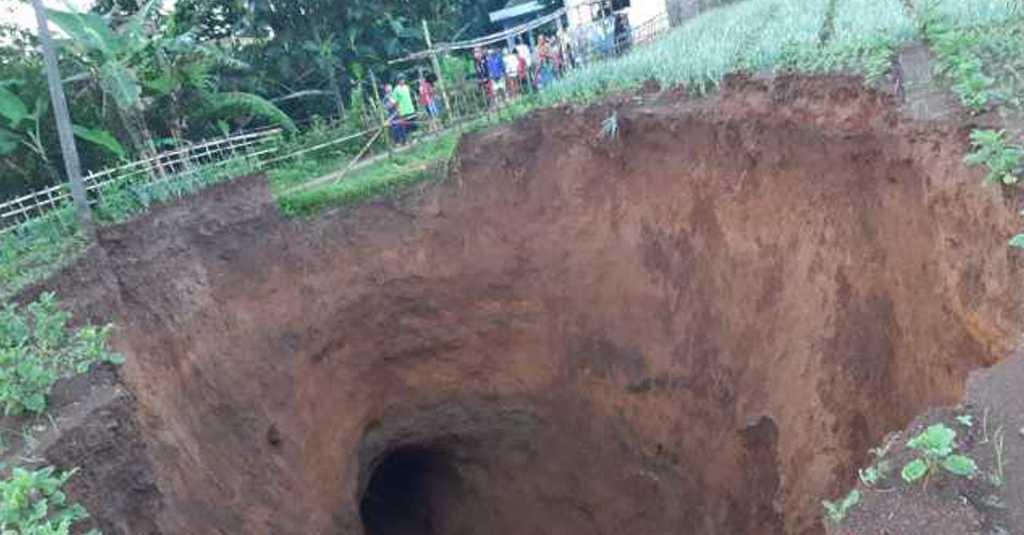 Ternyata Inilah Penyebab Adanya Lubang Raksasa Misterius di Sukabumi