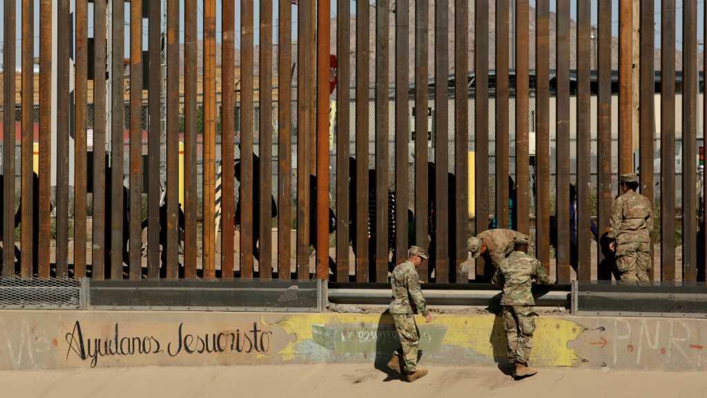 Pentagon Kembali Kirim Ratusan Pasukan ke Tembok Perbatasan Meksiko