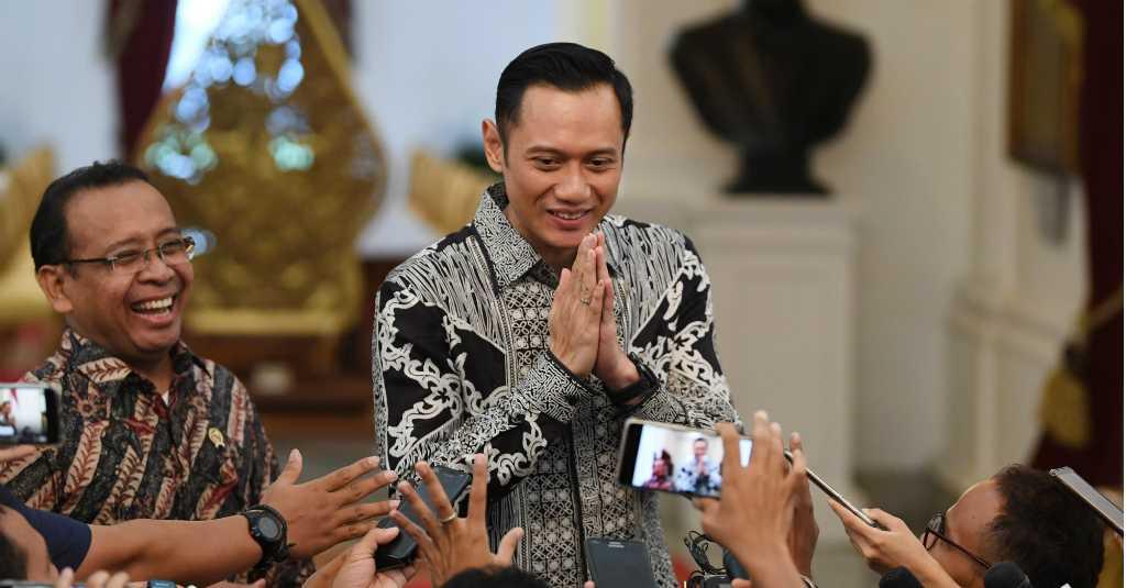 Bertemu Jokowi, AHY Sampaikan Salam Hormat dari SBY