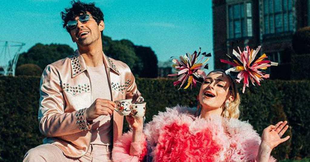 Selamat! Sophie Turner Sah Jadi Istri Joe Jonas Usai BMA 2019