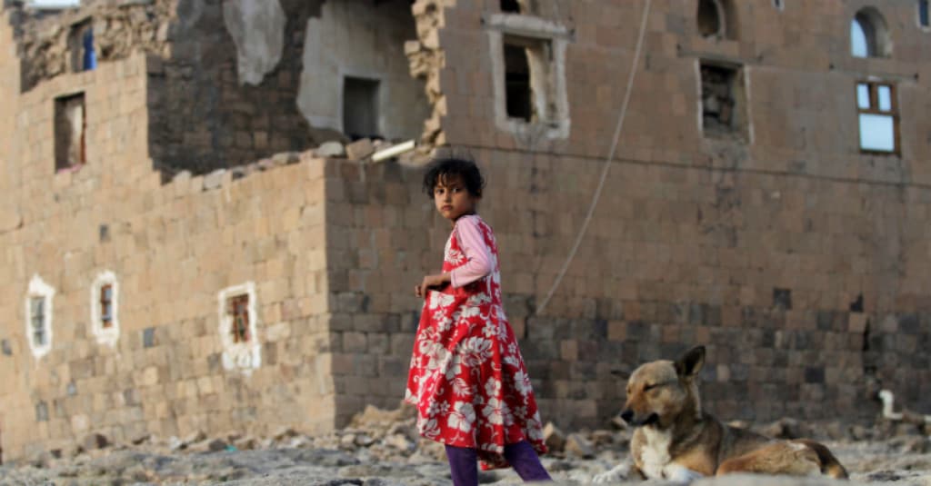 Koalisi Arab Saudi Bombardir Lokasi Komunikasi Bandara Sanaa Yaman