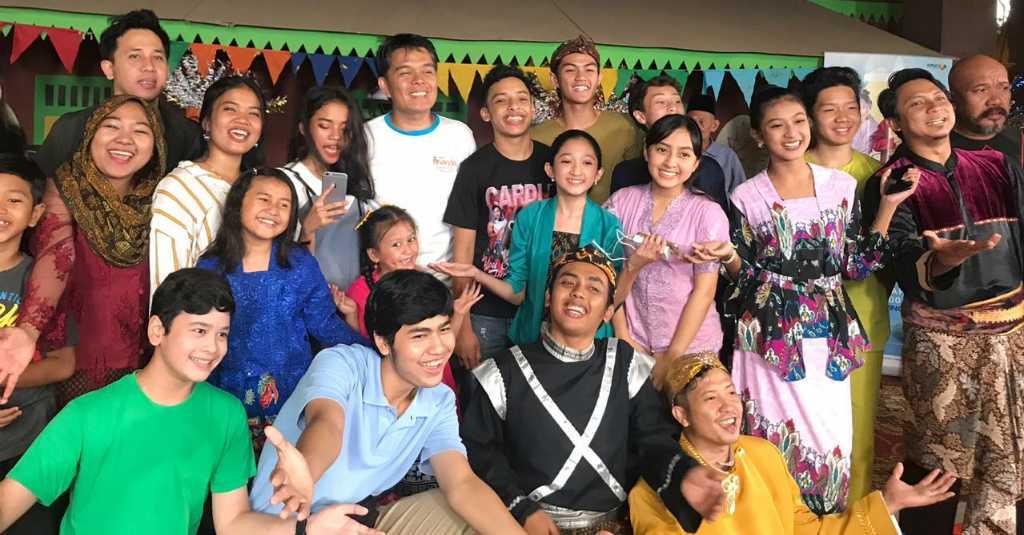 'Lenong Legenda' Garapan Aditya Gumay Sukses Tembus 100 Episode