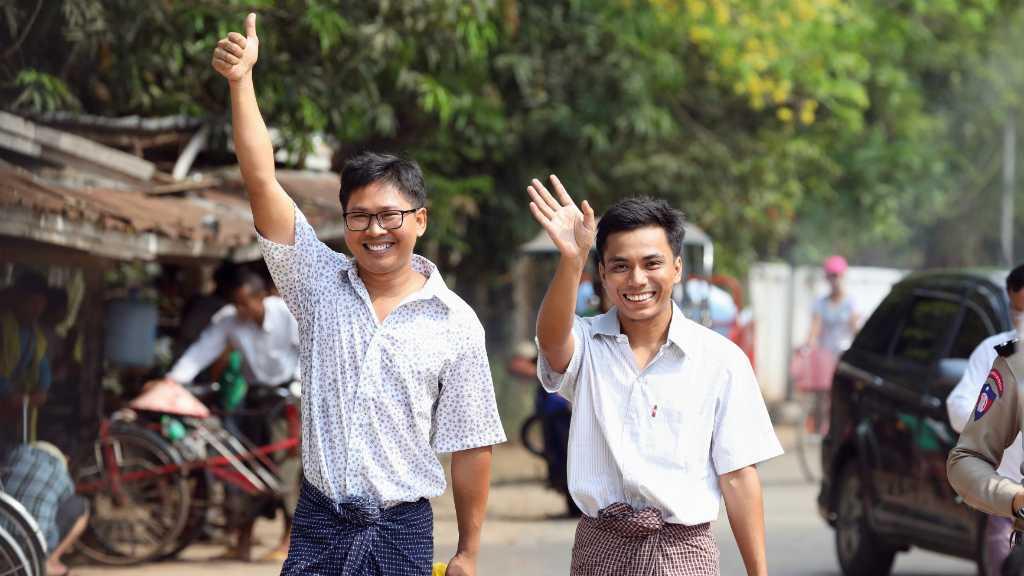 Beritakan Pembantaian Rohingya, 2 Jurnalis Reuters Akhirnya Bebas