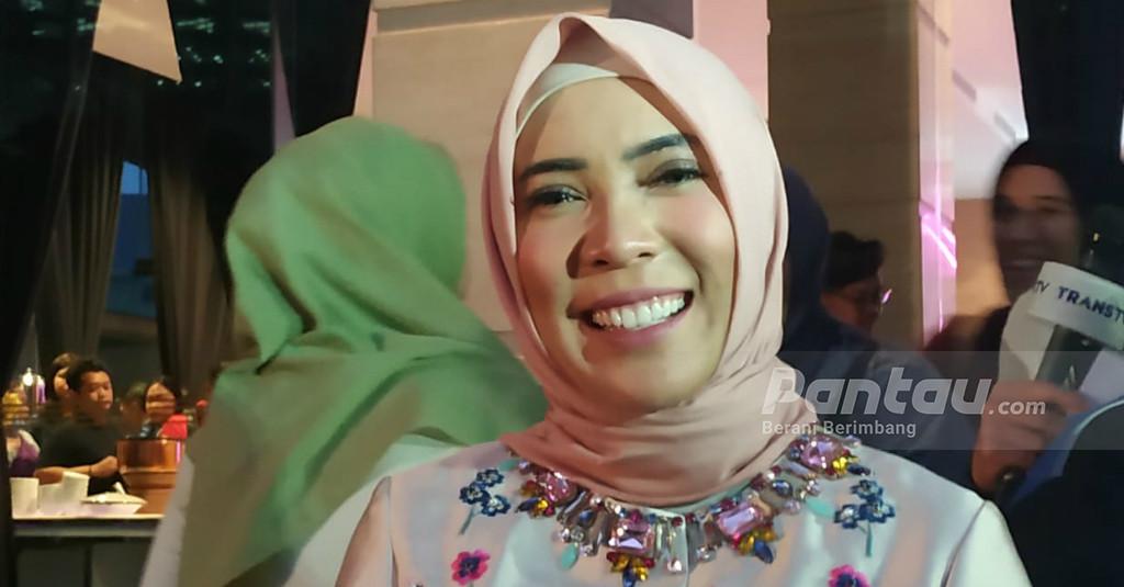 Setelah Berhijab, Fitri Tropica Merasa Tambah Cantik
