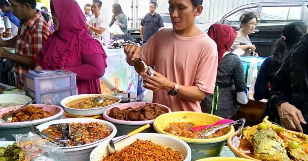 Cari Menu Buka Puasa di Pasar Benhil? 3 Makanan Ini Paling Laris