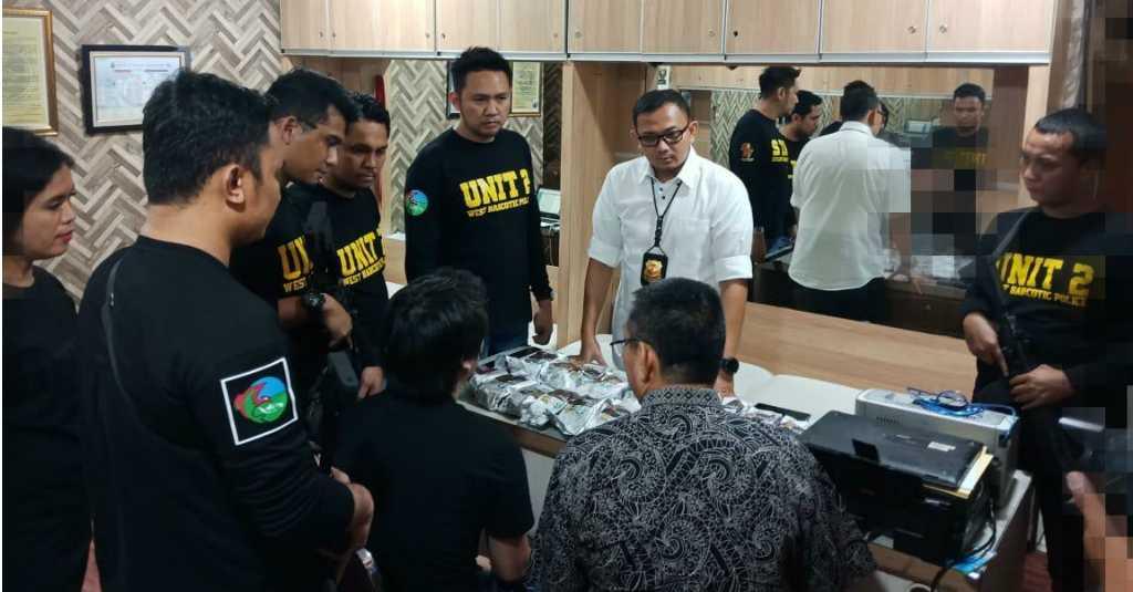 Polisi Gagalkan Penyelundupan Belasan Kantong Sabu dari Amerika