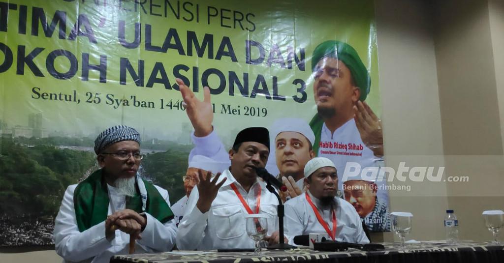 Ini Penjelasan Kuasa Hukum Soal Isi Agenda Pemeriksaan Bachtiar Nasir