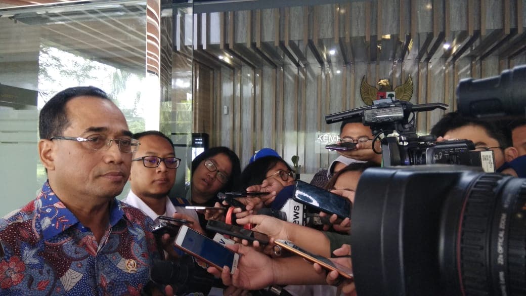 Menko Darmin: Menhub Tugasnya Jangan Ngurus Maskapai Saja