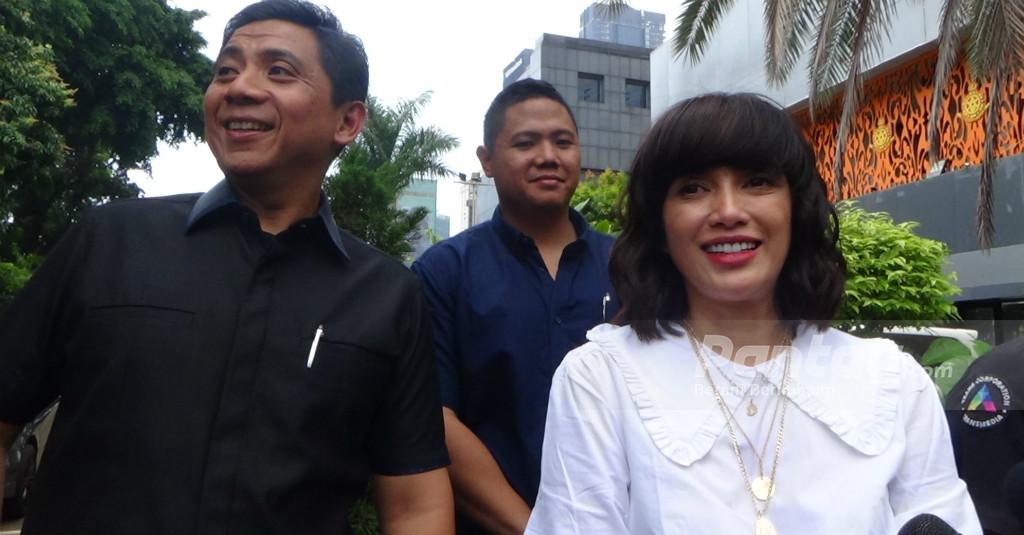 Ussy Sulistiawaty Lanjutkan Laporan Akun yang Mem-'Bully' Anaknya