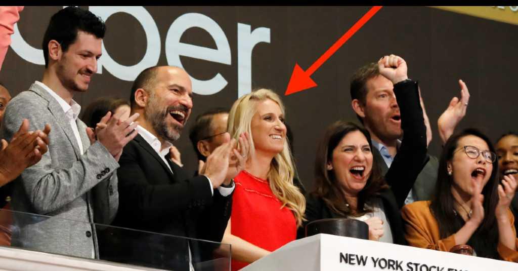 Bukan CEO, Wanita ini Curi Perhatian karena Bunyikan Bel IPO Uber