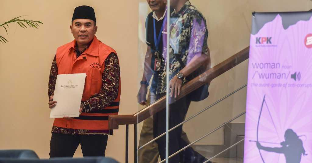 KPK Tahan Bupati Jepara Terkait Kasus Suap Hakim PN Semarang