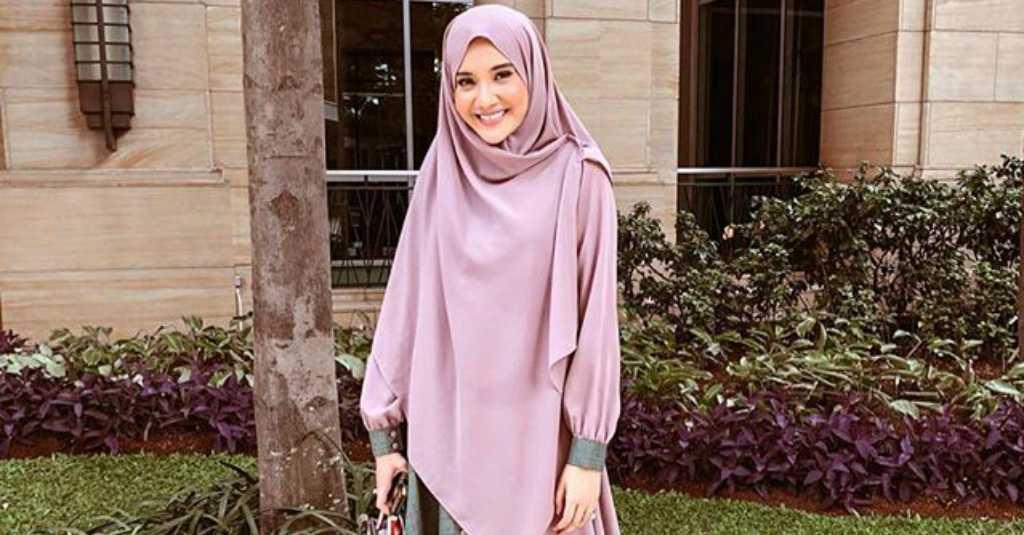 Girls, Model Busana Syar'i Akan Jadi Tren Lebaran Tahun Ini Loh