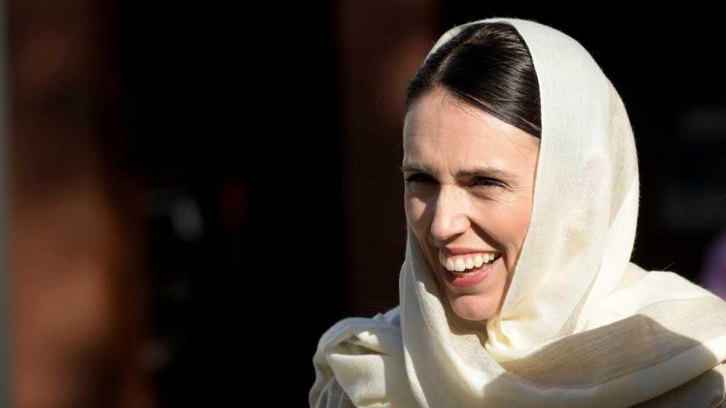 Gadis Cilik 'Suap' PM Selandia Baru untuk Bentuk Penelitian Naga