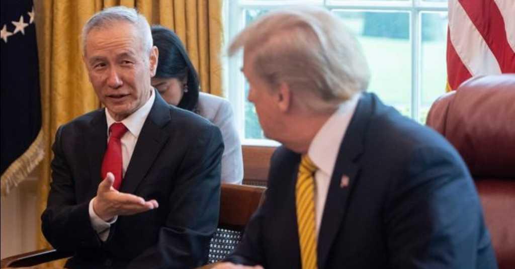 Diancam Tarif Balasan 60 Miliar Dolar AS, Trump Ciut Nyali Hingga...