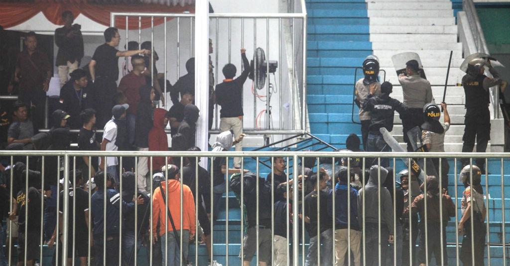 Di Laga Pembuka Sempat Ricuh, Liga 1 Tetap Jalan