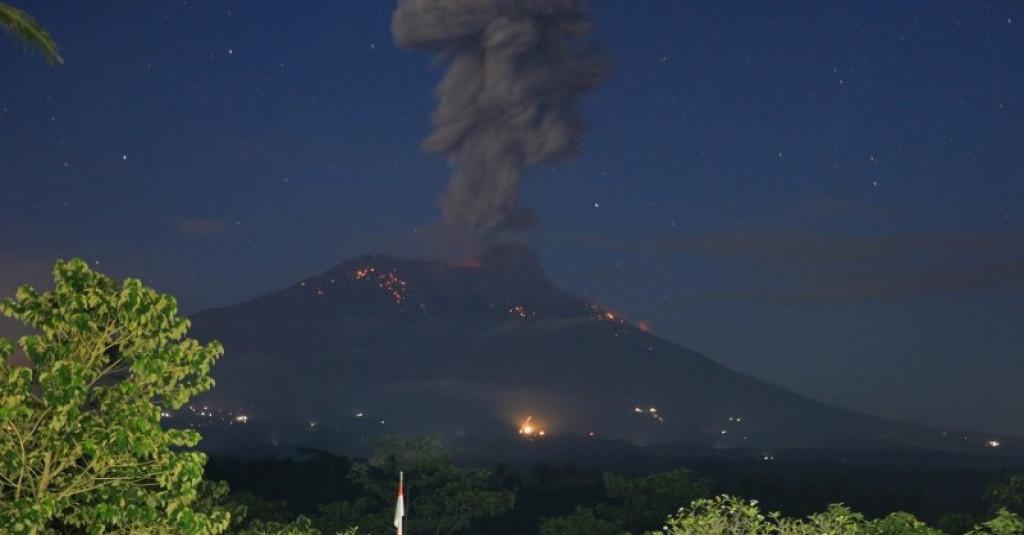 Gunung Agung Kembali Meletus, Warga Diimbau Hindari Zona Bahaya