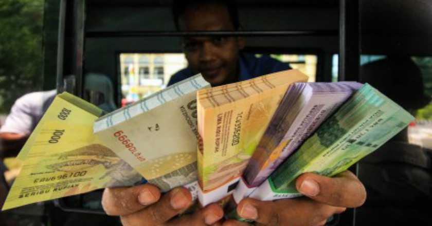 Di Tol Cipali hingga Pasar, Bank Mandiri Buka 77 Titik Penukaran Uang