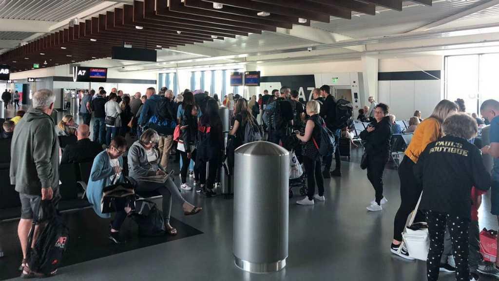 Duh, Bandara Manchester Inggris Dilanda Kekacauan Hebat