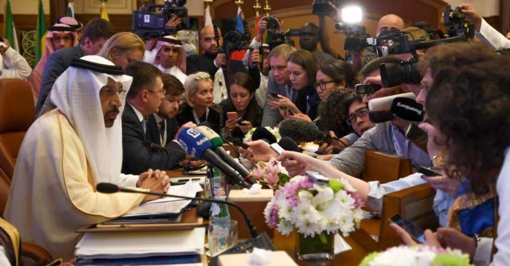 Saudi: Pasokan Minyak Dunia Mencukupi dan Cadangan Bertambah