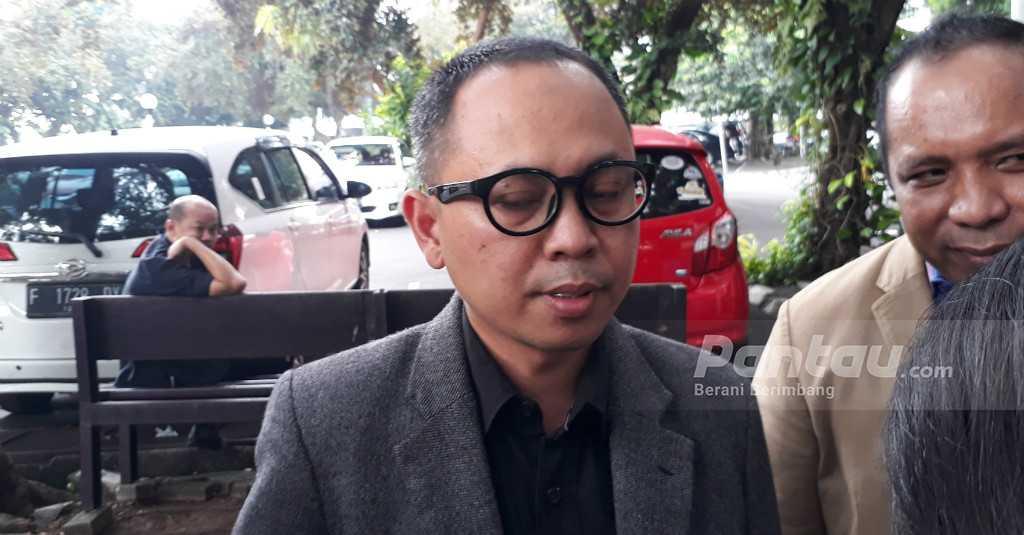 Kuasa Hukum Eggi: People Power Dianggap Pidana Itu Tindakan Barbar!
