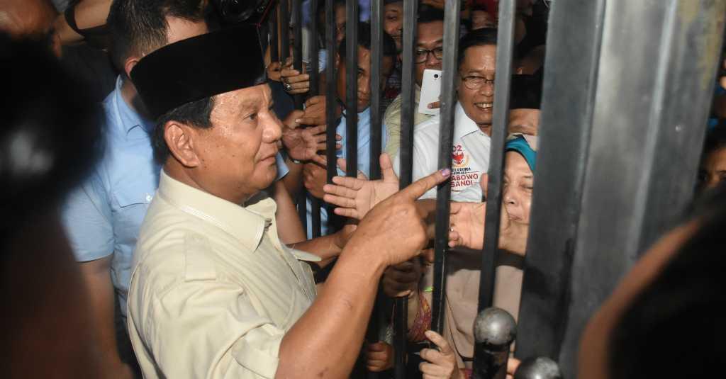 Prabowo Disebut Akan Sambangi Polda Malam Ini Demi Dua Pendukungnya