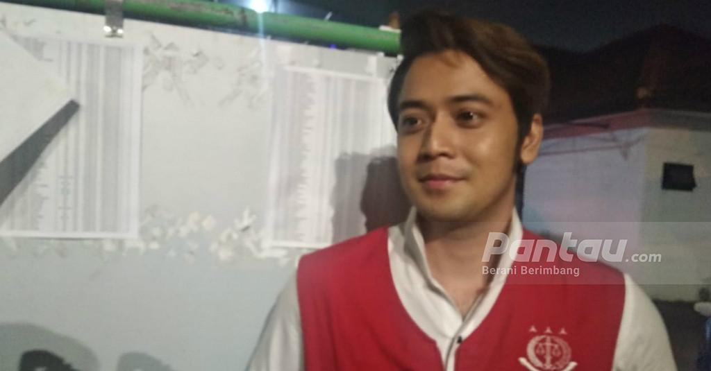 Jalani Puasa di Dalam Rutan, Kriss Hatta Terlihat Kurus