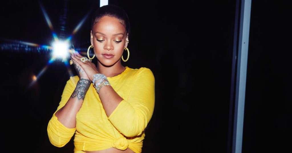 Pindah Domisili ke Inggris Rihanna Merasa Nyaman Tak Dikenal Publik