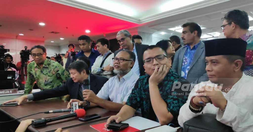 TKN Minta MK Waspadai Manuver Ketua Tim Hukum Prabowo-Sandi,Maksudnya?