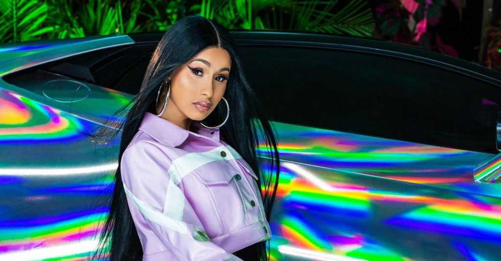 Cardi B Pamer Berlian Putrinya Senilai 80.000 Dolar AS