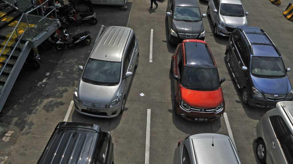 Pintu Tol Bakauheni Mulai Dipadati Kendaraan Pemudik dari Pulau Jawa