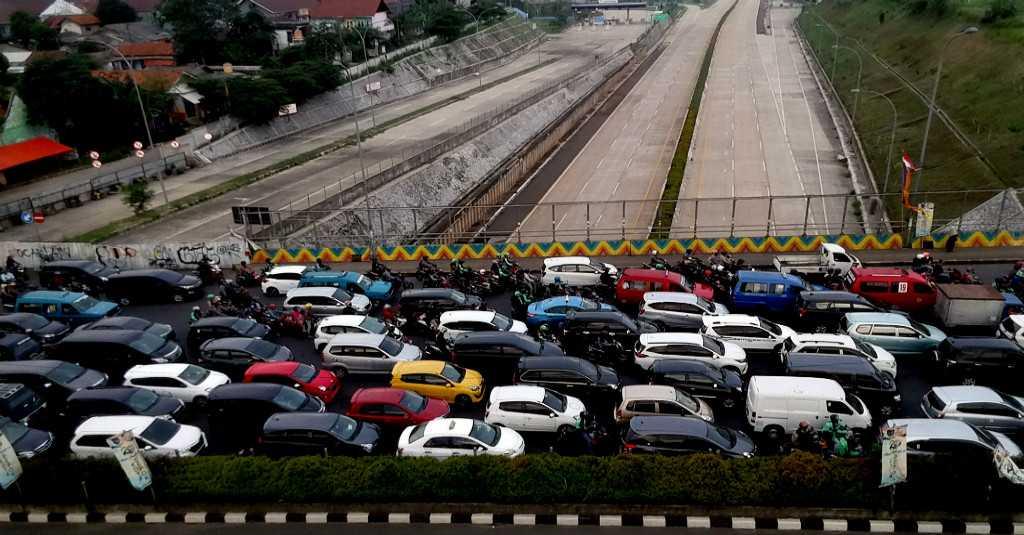 Atasi Kemacetan, Pertamina Antar Langsung BBM ke Lokasi Pemudik