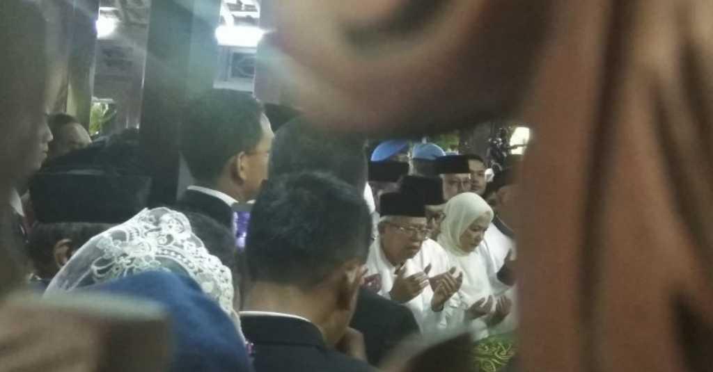 Pimpin Shalat Jenazah Ani Yudhoyono, Ma'ruf Amin Terisak Haru
