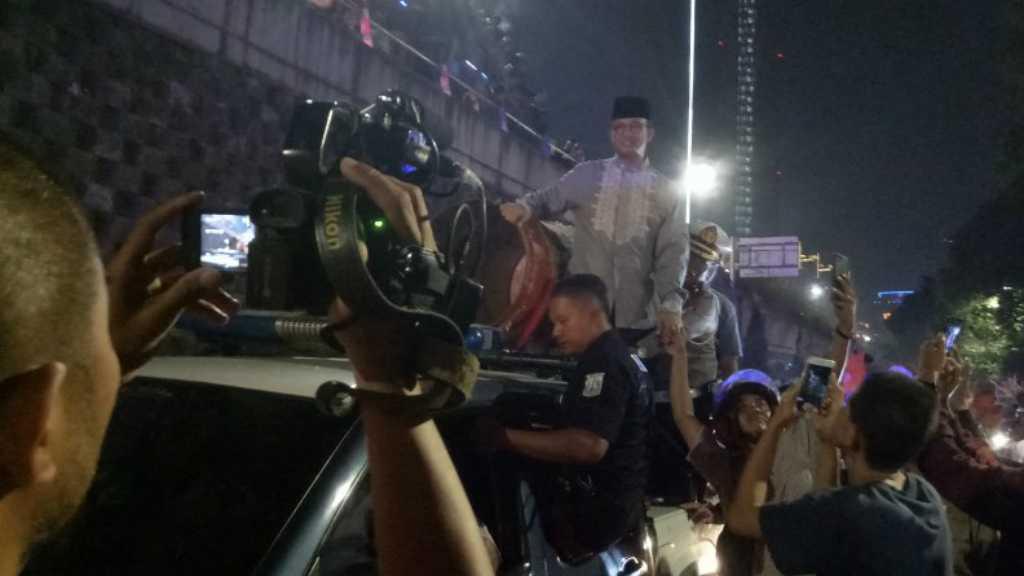 Pantau Takbiran di Tanah Abang, Anies Ditagih Janji Bangun Stadion