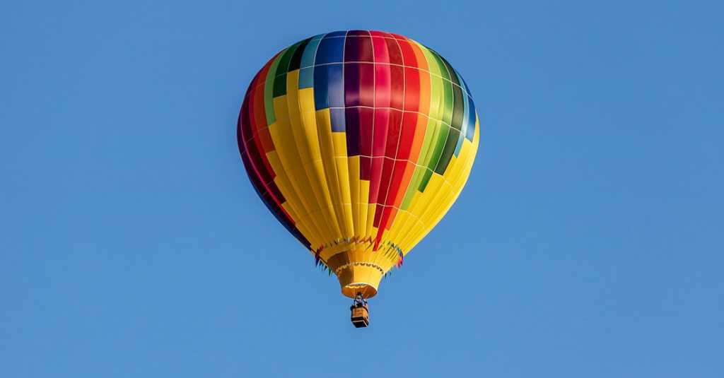 Bahayakan Penerbangan, Airnav Minta Balon Udara Liar Tak Diterbangkan