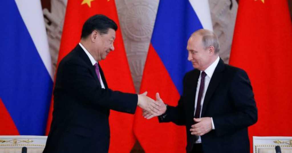 Bersua di Tempat Kelahiran Putin, Xi Jinping Puji Saint Petersburg