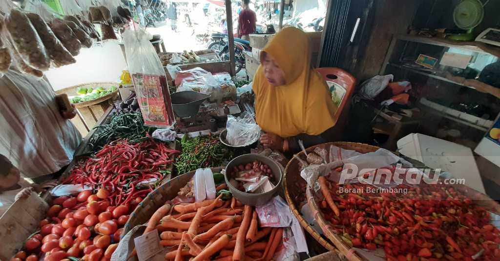 H+3 Lebaran, Sebagian Pedagang Tradisional Mulai Berjualan