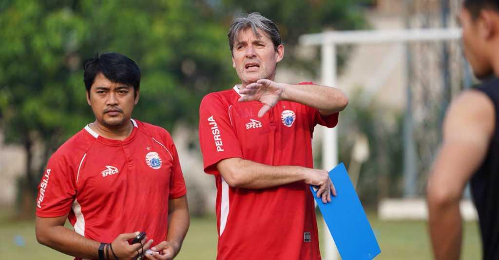 Ini Kata Banuelos Soal Tingginya Tekanan Menjadi Pelatih Persija