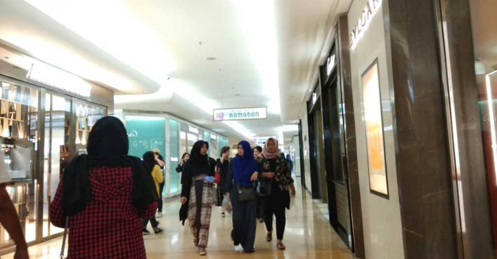 Libur Telah Usai, Pusat Perbelanjaan Sudah Ramai Pengunjung