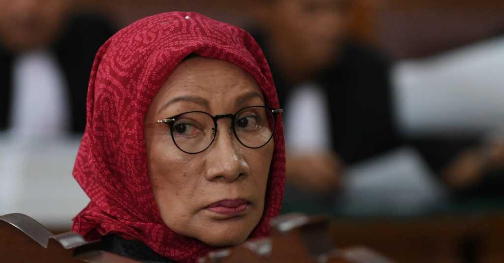 Tensi Darah Tinggi, Ratna Sarumpet Dirujuk ke Rumah Sakit