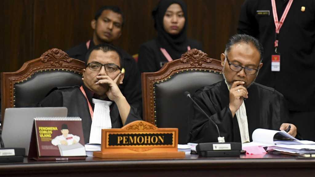 Pengamat: Tim Hukum 02 Harusnya Paparkan Bukti Penggelembungan Suara