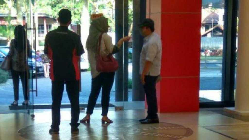 Kadivpas Jabar: Wanita yang Bersama Setnov saat Pelesiran Adalah .....